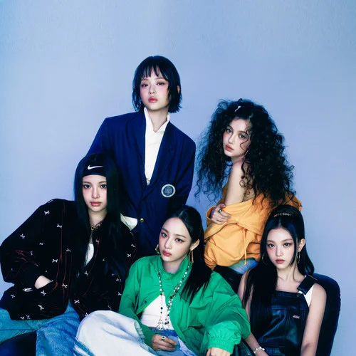 NewJeans (뉴진스)